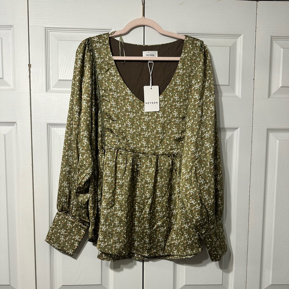 BYSON Green Floral V-Neck Blouse